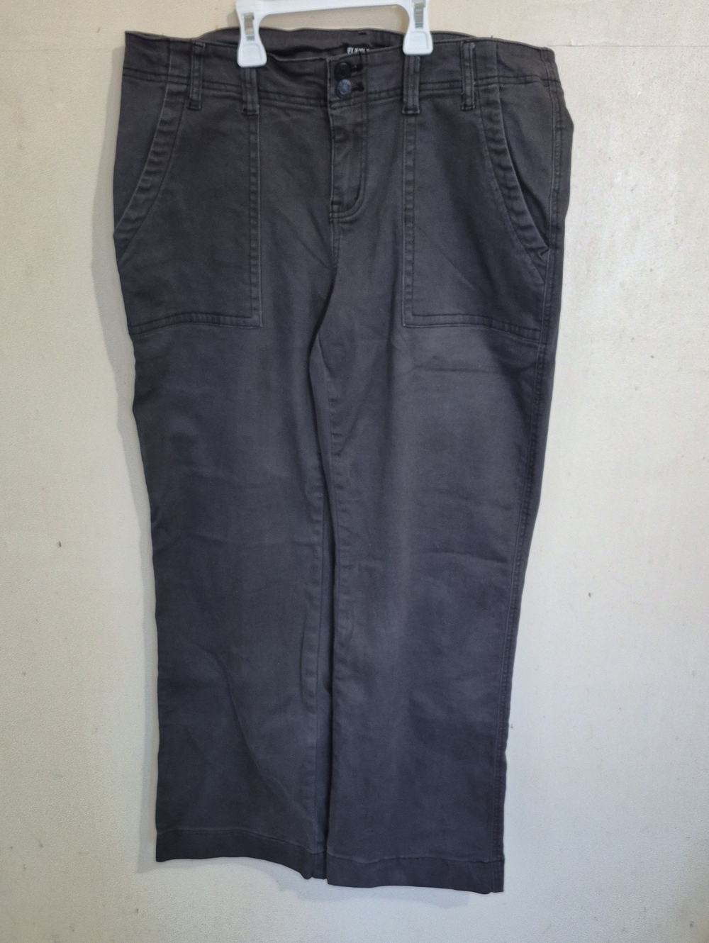 Men's Straight-Leg Chinos in Dark Gray